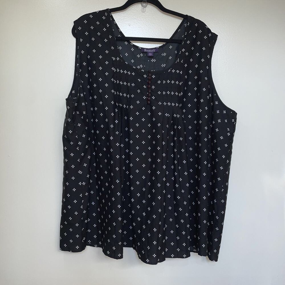 Roamans Sleeveless Top Woman’s 32W Black & White Button & Pleat Detail